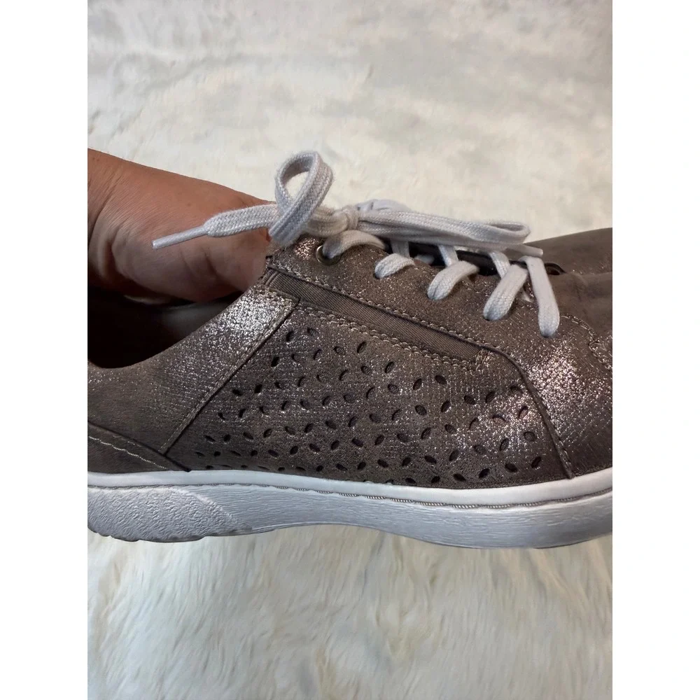 Clarks Collection Sneakers Womens 10 Metallic Bronze Laser Cut Lace Up Low Top